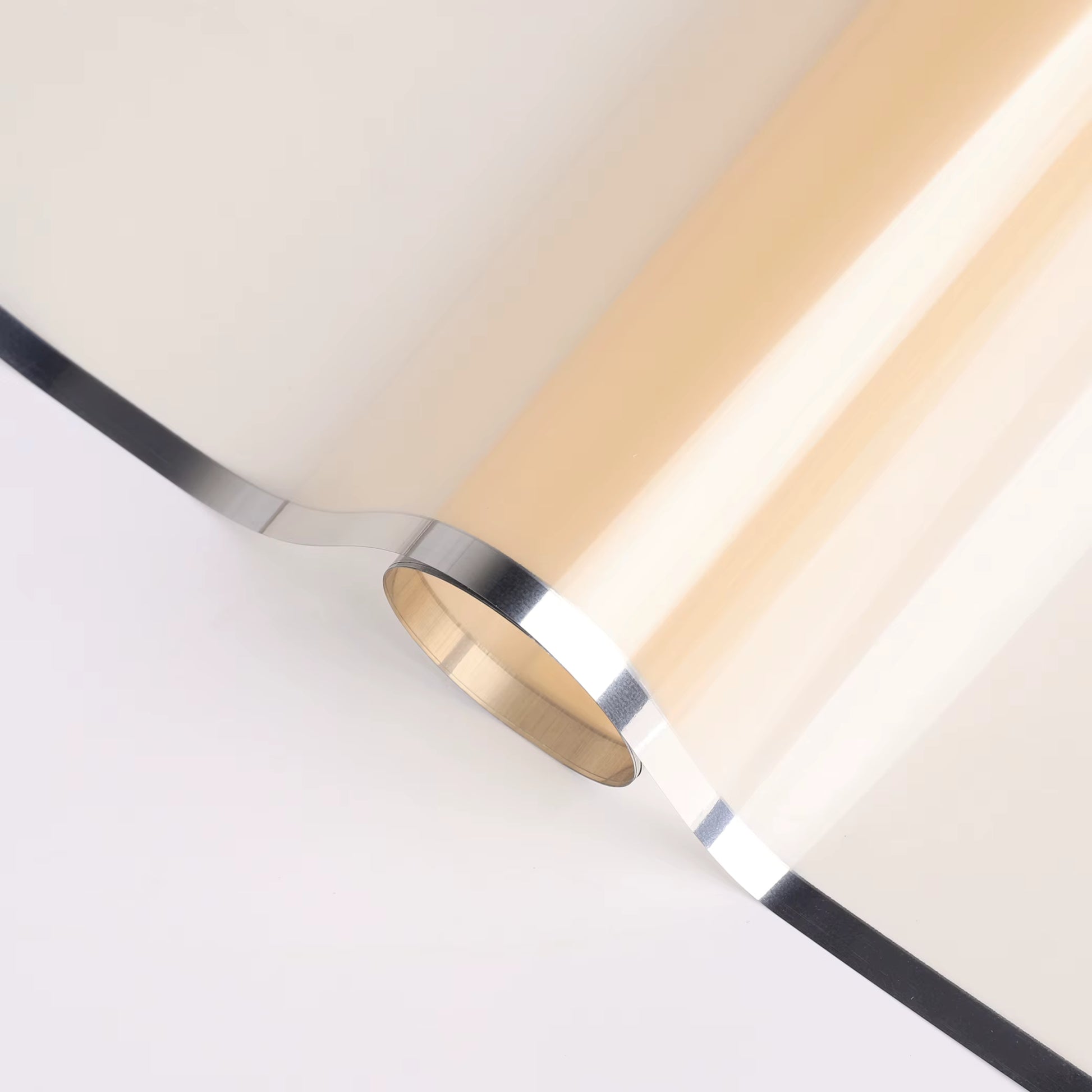 High-end florist bouquet using silver edge wrapping film