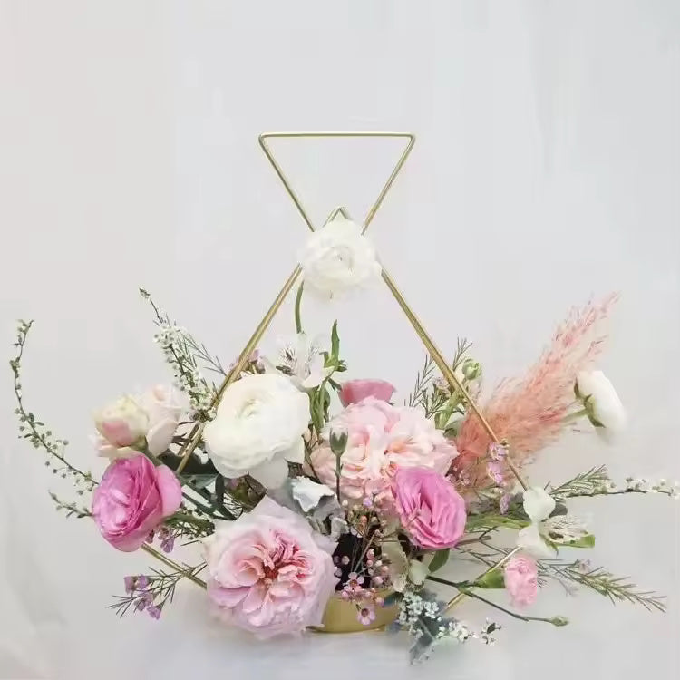 PRE-ORDER ONLY - Nordic Metallic Flower Stand