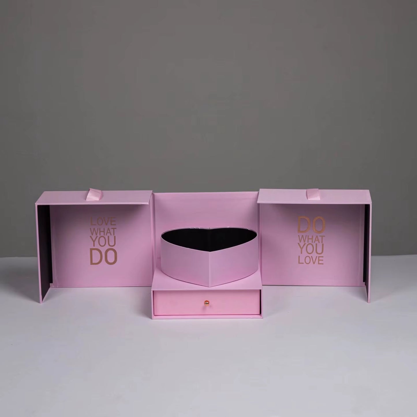 Square floral packaging box for luxury roses