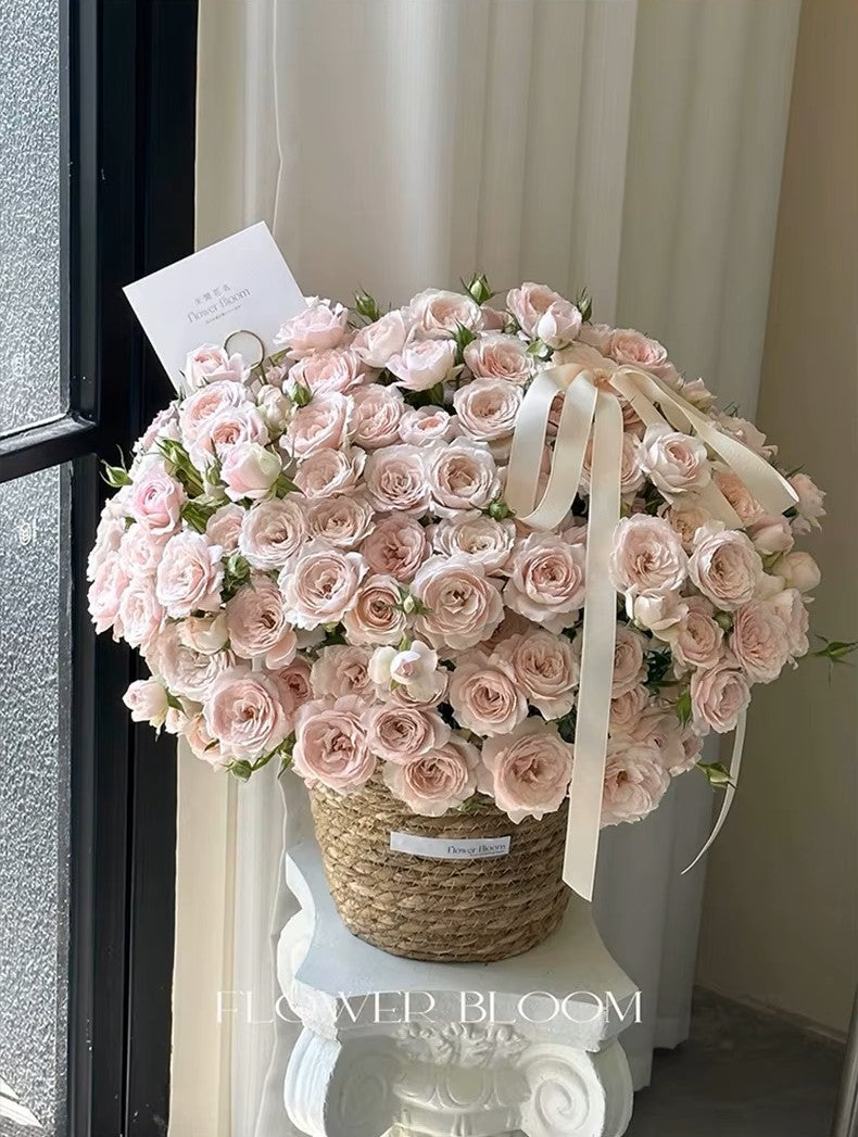Grass Woven Flower Basket / Bucket