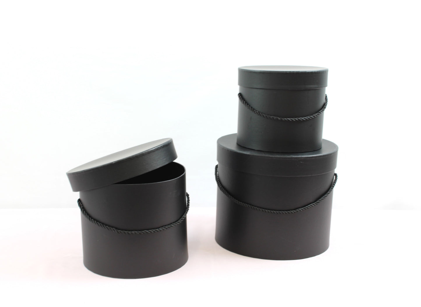 Black Basic Round Flower Hat Box with Lid