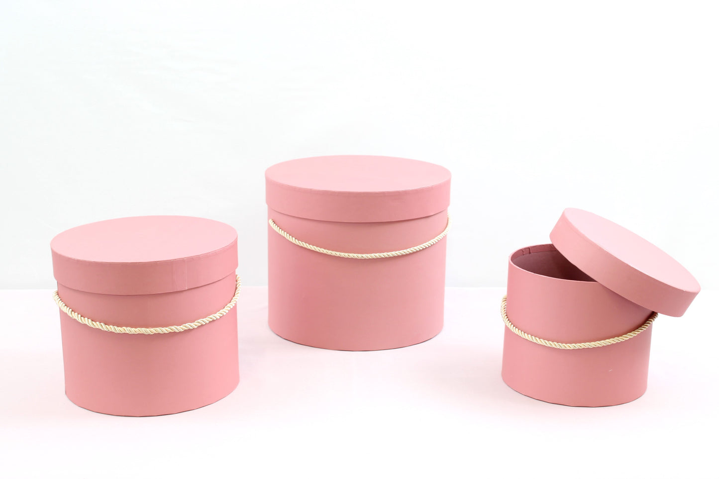 Pink Basic Round Flower Hat Box with Lid