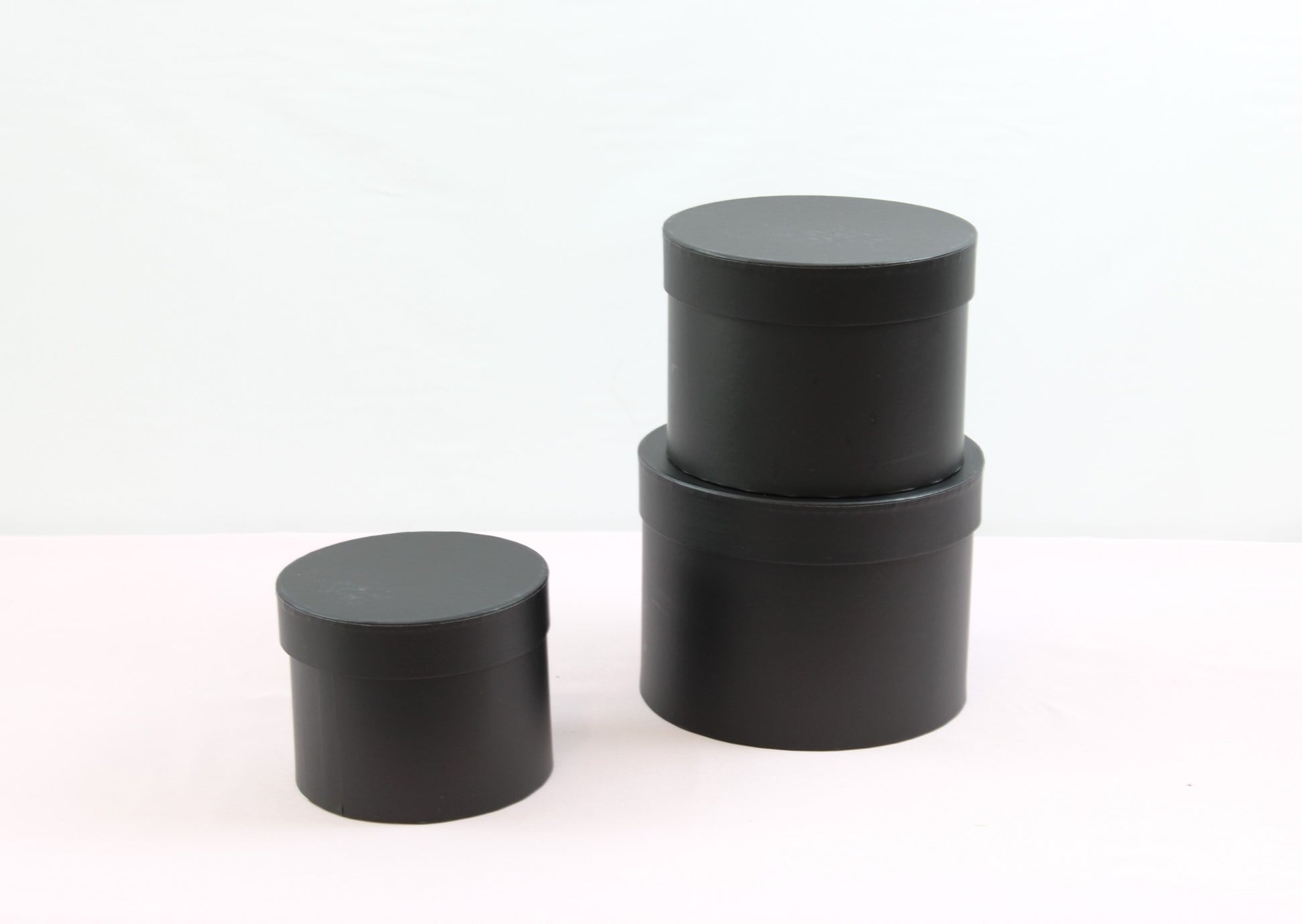 Black Elegant flower hat box for gifts and décor