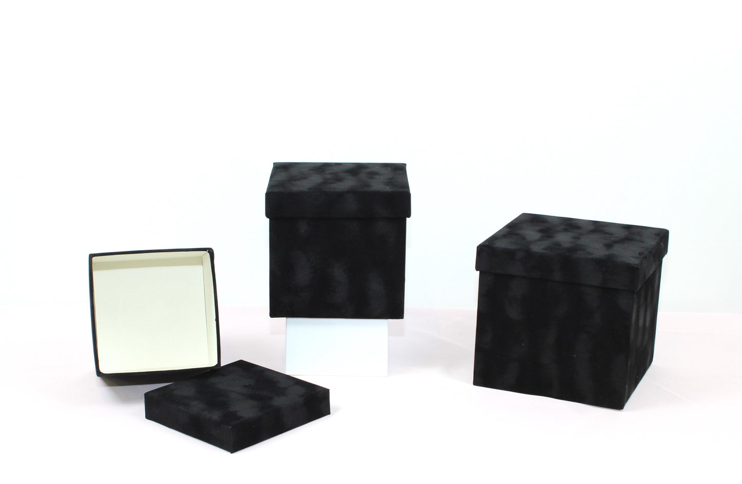 Velvet Cube Square Flower Hat Box with Lid