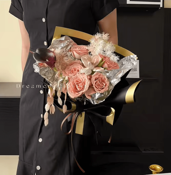 Bold Edge Flower Wrapping Paper (20pcs/bag) - Elegant Supply