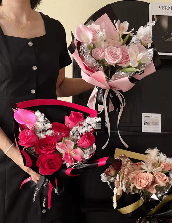 Bold Edge Flower Wrapping Paper (20pcs/bag) - Elegant Supply