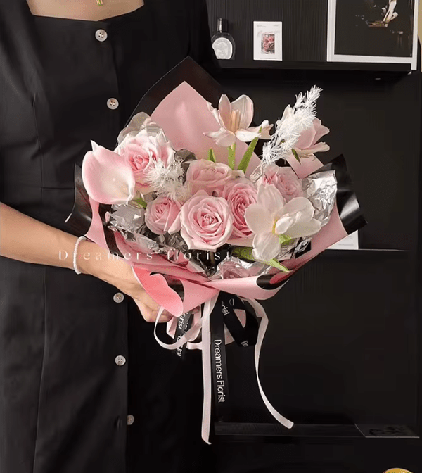 Bold Edge Flower Wrapping Paper (20pcs/bag) - Elegant Supply