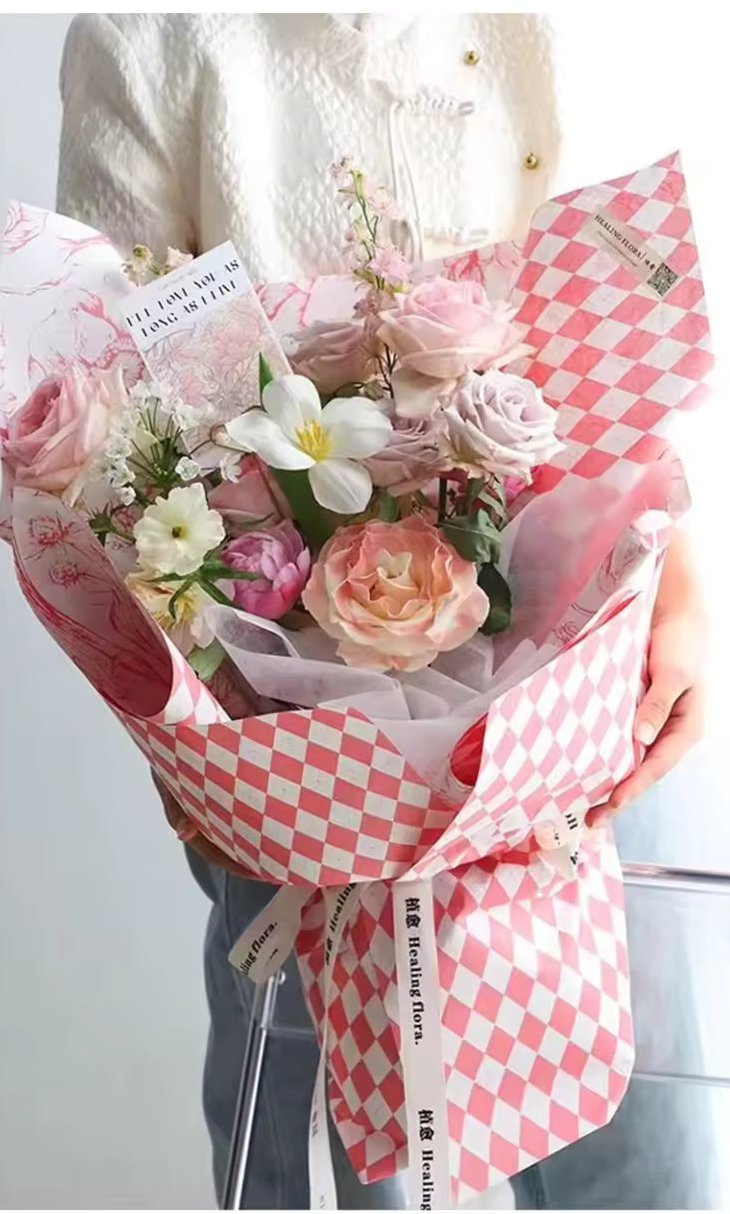 Checked Vintage Flower Wrapping Paper (20pcs/bag) - Elegant Supply