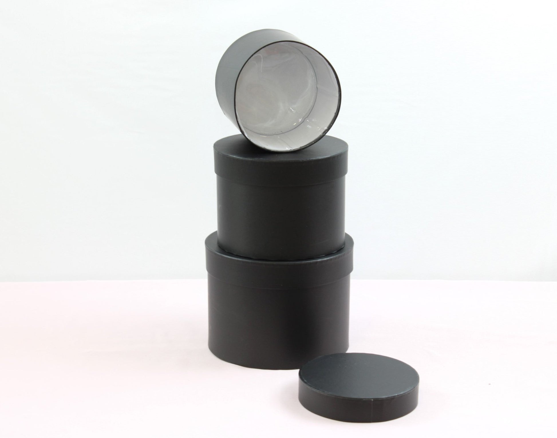 Classic Round Flower Hat Box with Liner Included - Elegant Supply