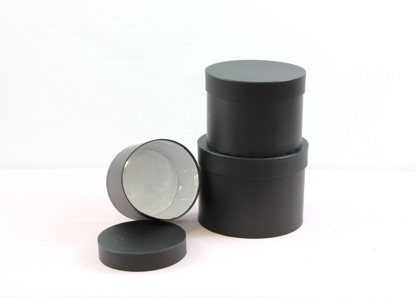 Classic Round Flower Hat Box with Liner Included - Elegant Supply