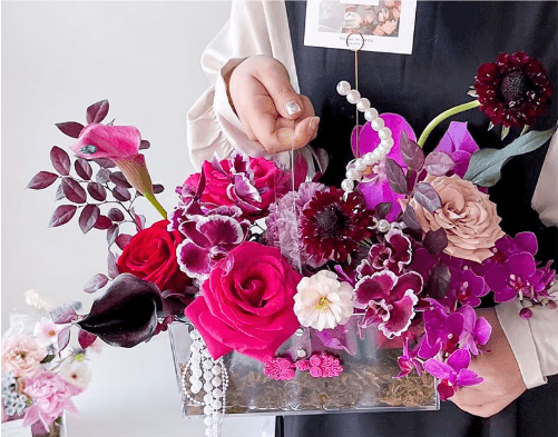 Clear Acrylic Flower Display Gift Basket - Elegant Supply