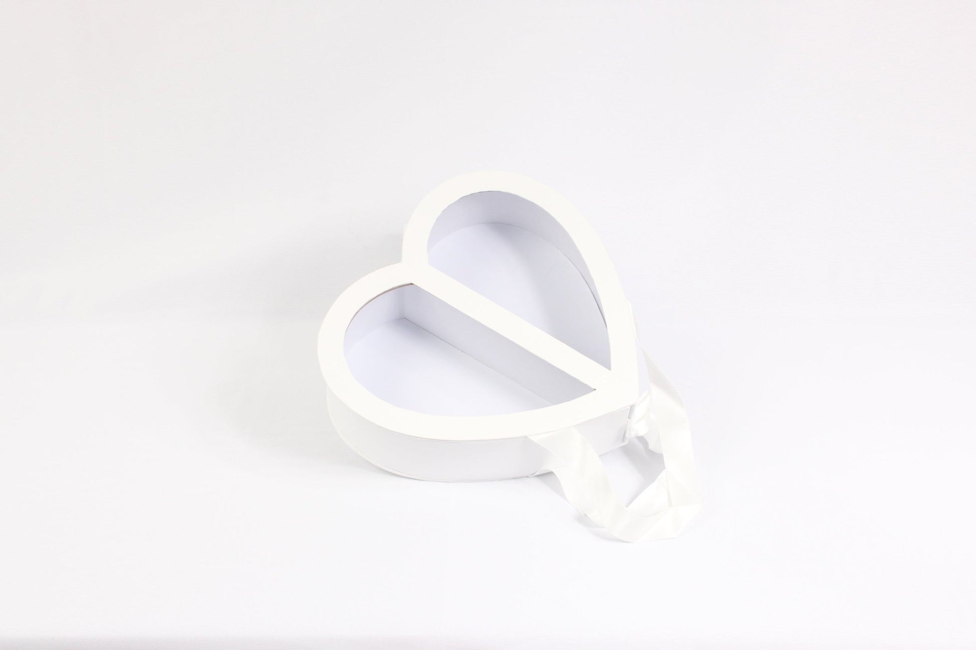 Clear Double Open Heart Flower Gift Box with Handle - Elegant Supply