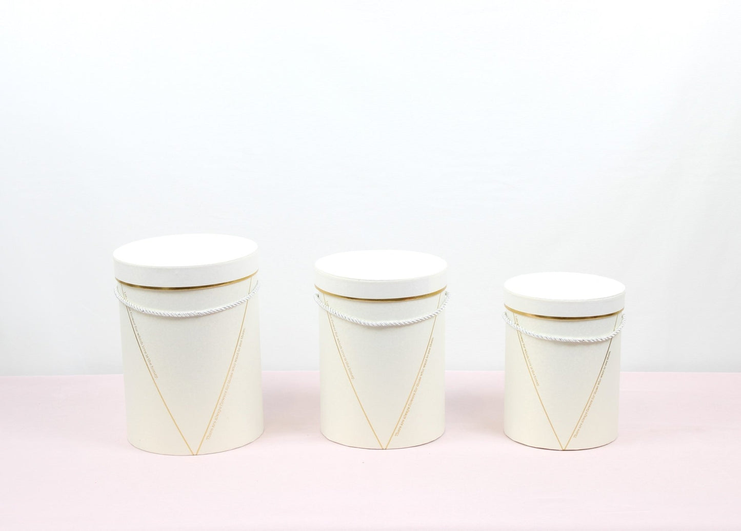 Cute Honey Round Flower Hat Box with Lid - Elegant Supply