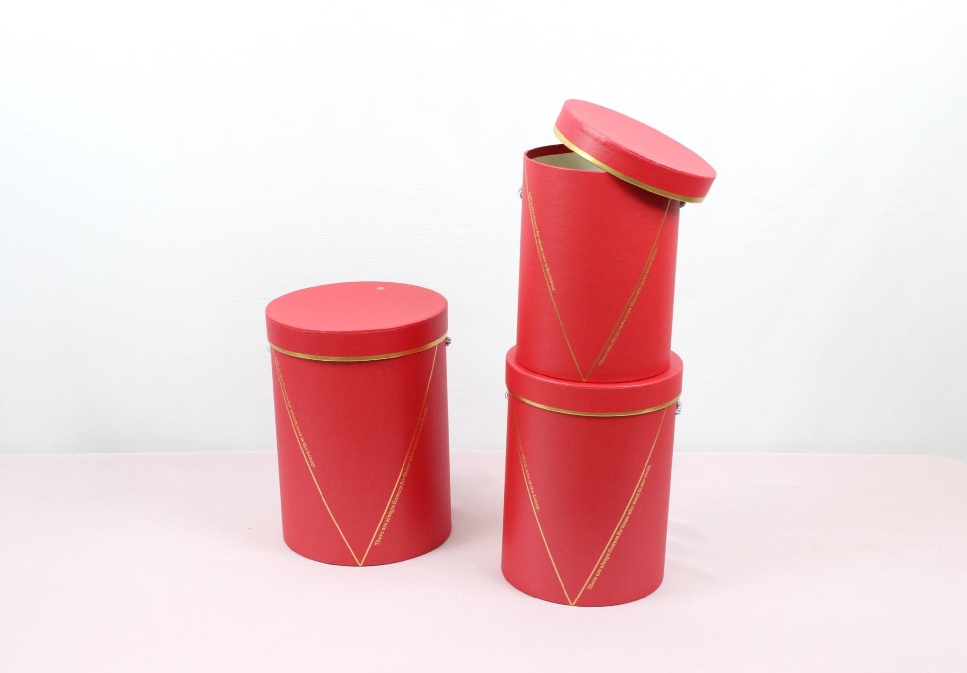 Cute Honey Round Flower Hat Box with Lid - Elegant Supply