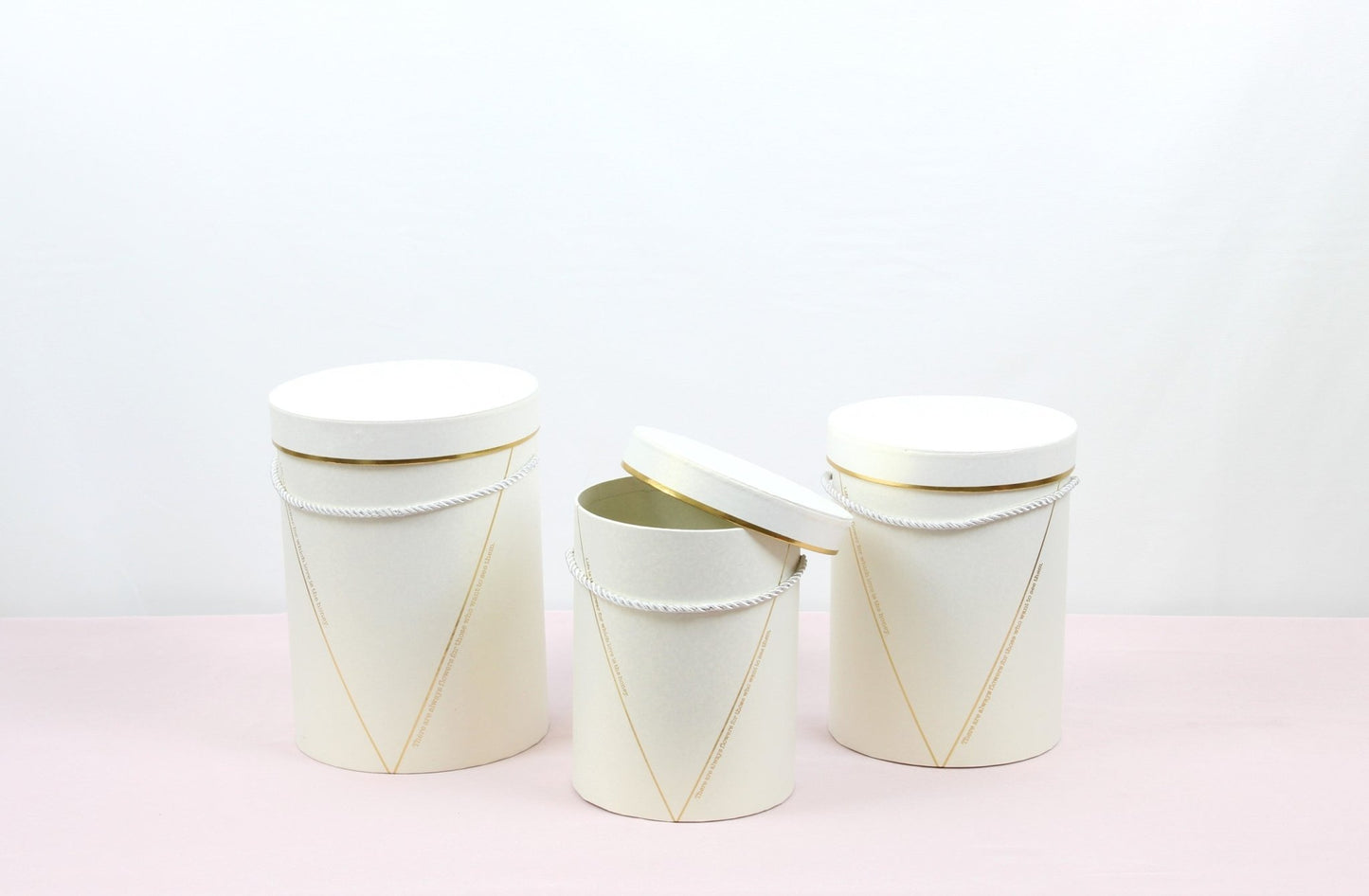 Cute Honey Round Flower Hat Box with Lid - Elegant Supply