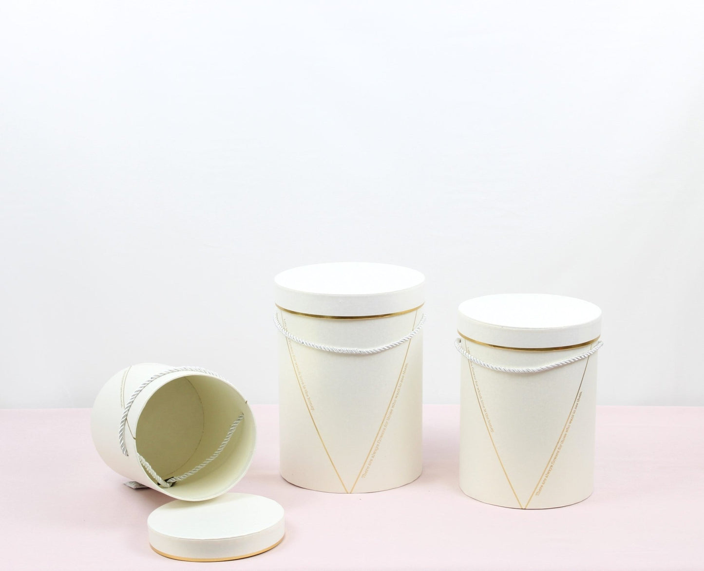 Cute Honey Round Flower Hat Box with Lid - Elegant Supply