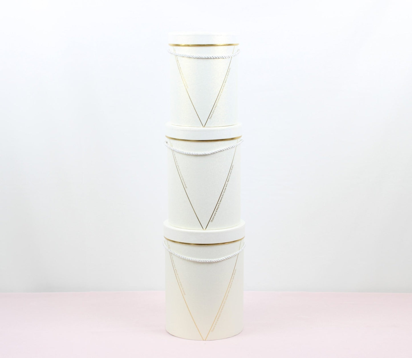 Cute Honey Round Flower Hat Box with Lid - Elegant Supply