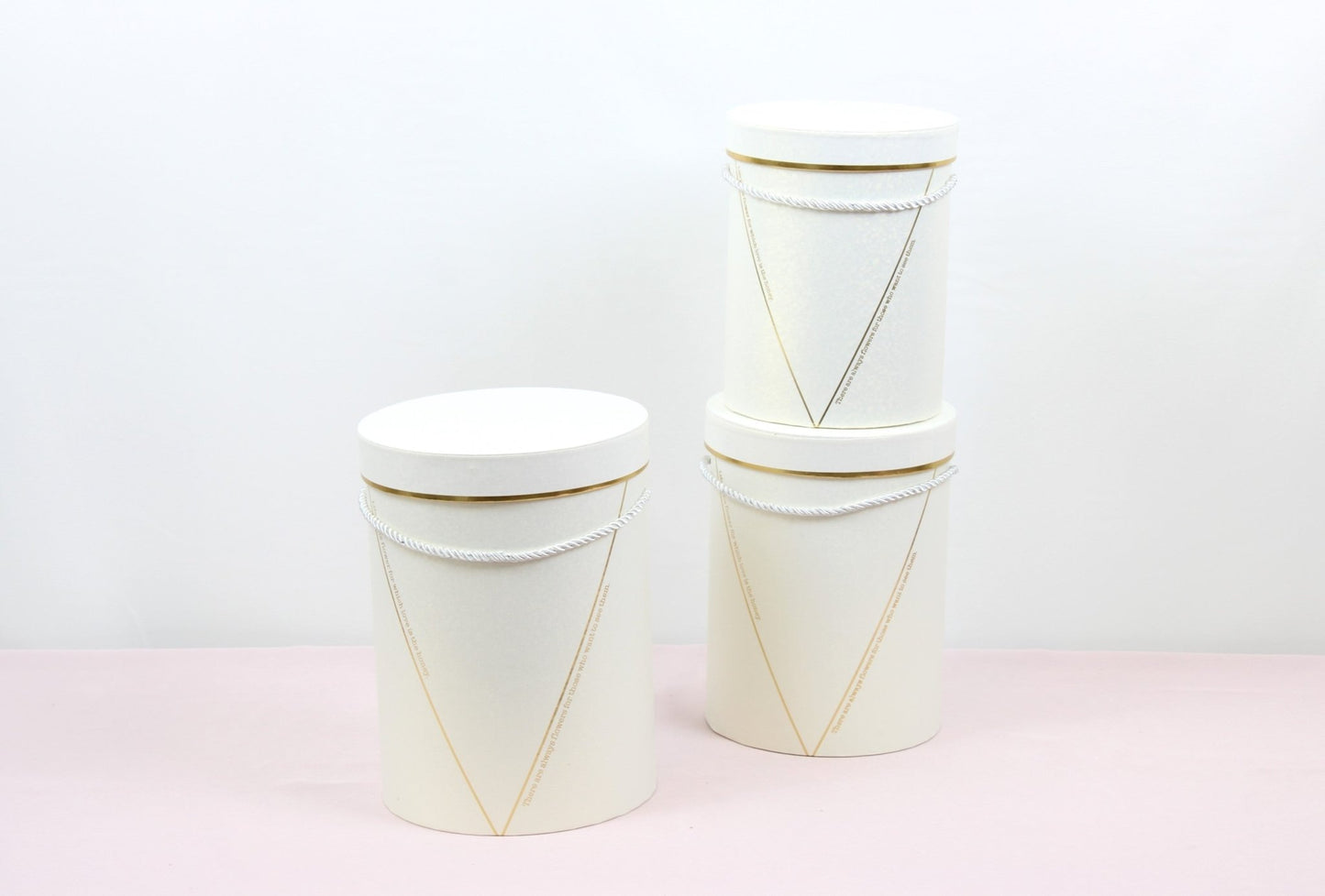 Cute Honey Round Flower Hat Box with Lid - Elegant Supply