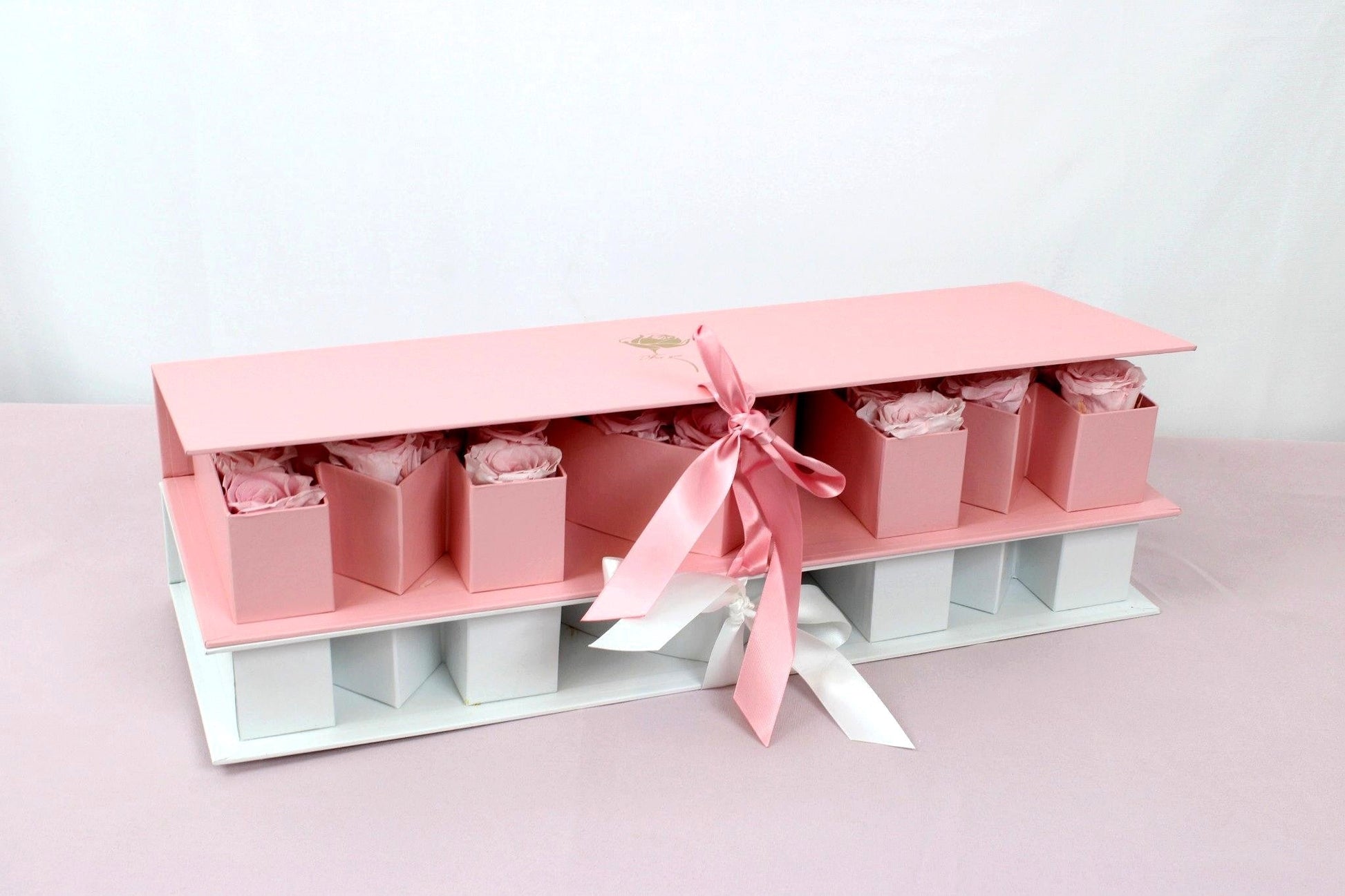 Fillable MOM Letters Flower Gift Box - Elegant Supply