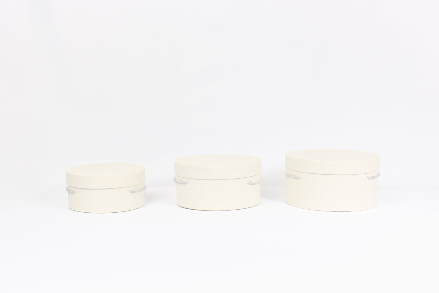 Line Textures Round Box with Handle - Elegant Supply