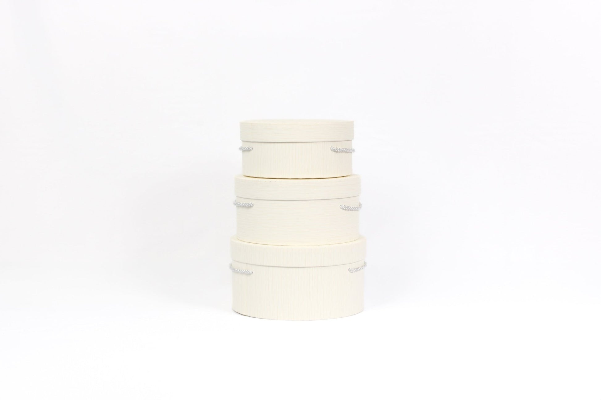 Line Textures Round Box with Handle - Elegant Supply