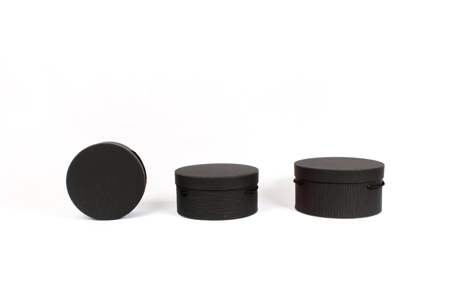 Line Textures Round Box with Handle - Elegant Supply