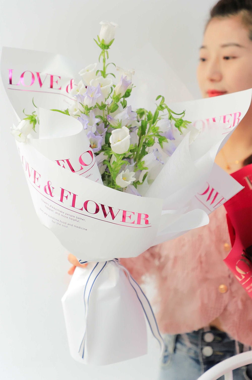 Love and Flower Gold Foil Waterproof Flower Wrapping Paper (10 sheets/bag) - Elegant Supply