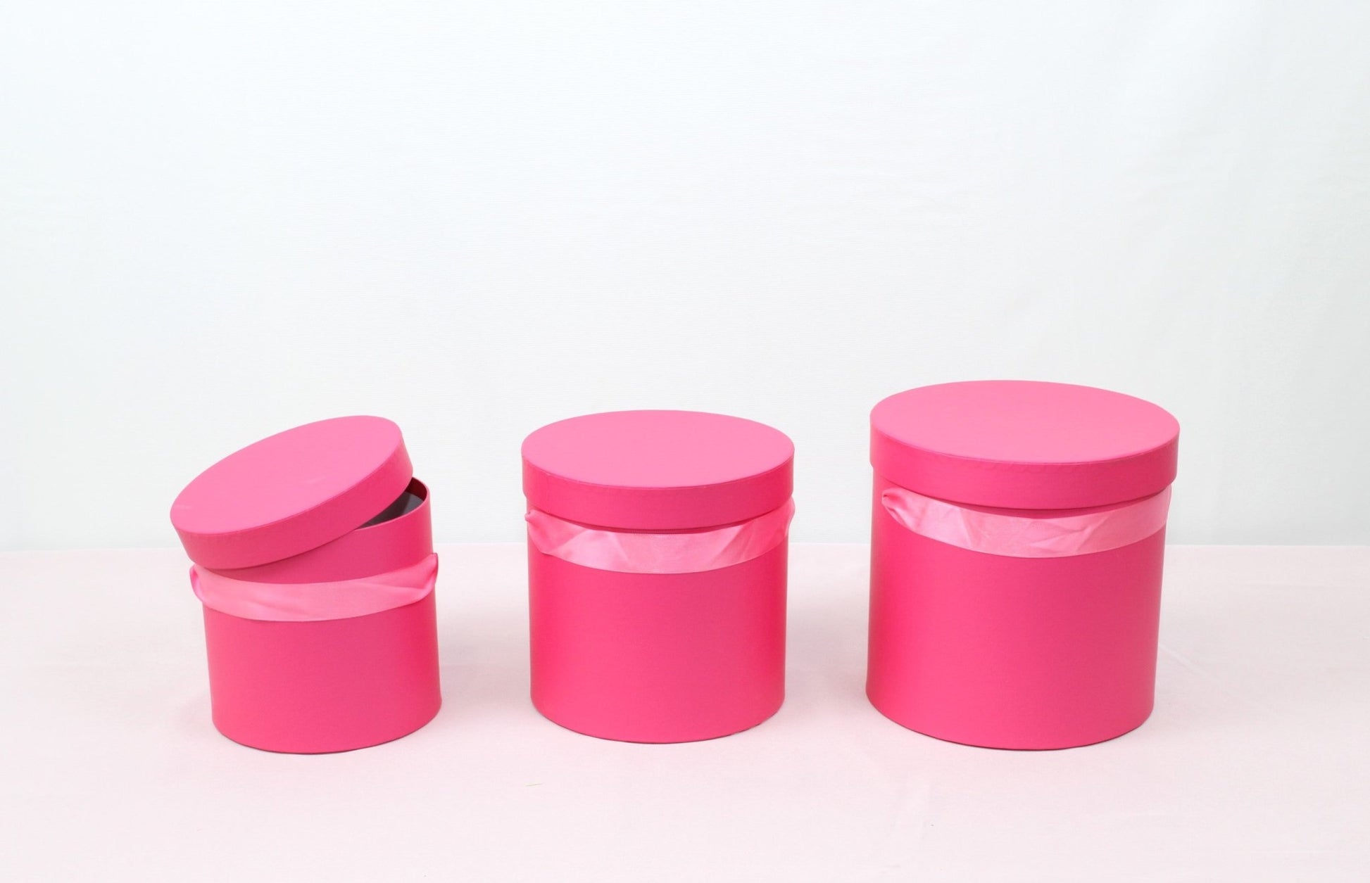 Macaroon Color Round Flower Hat Box with Lid - Elegant Supply