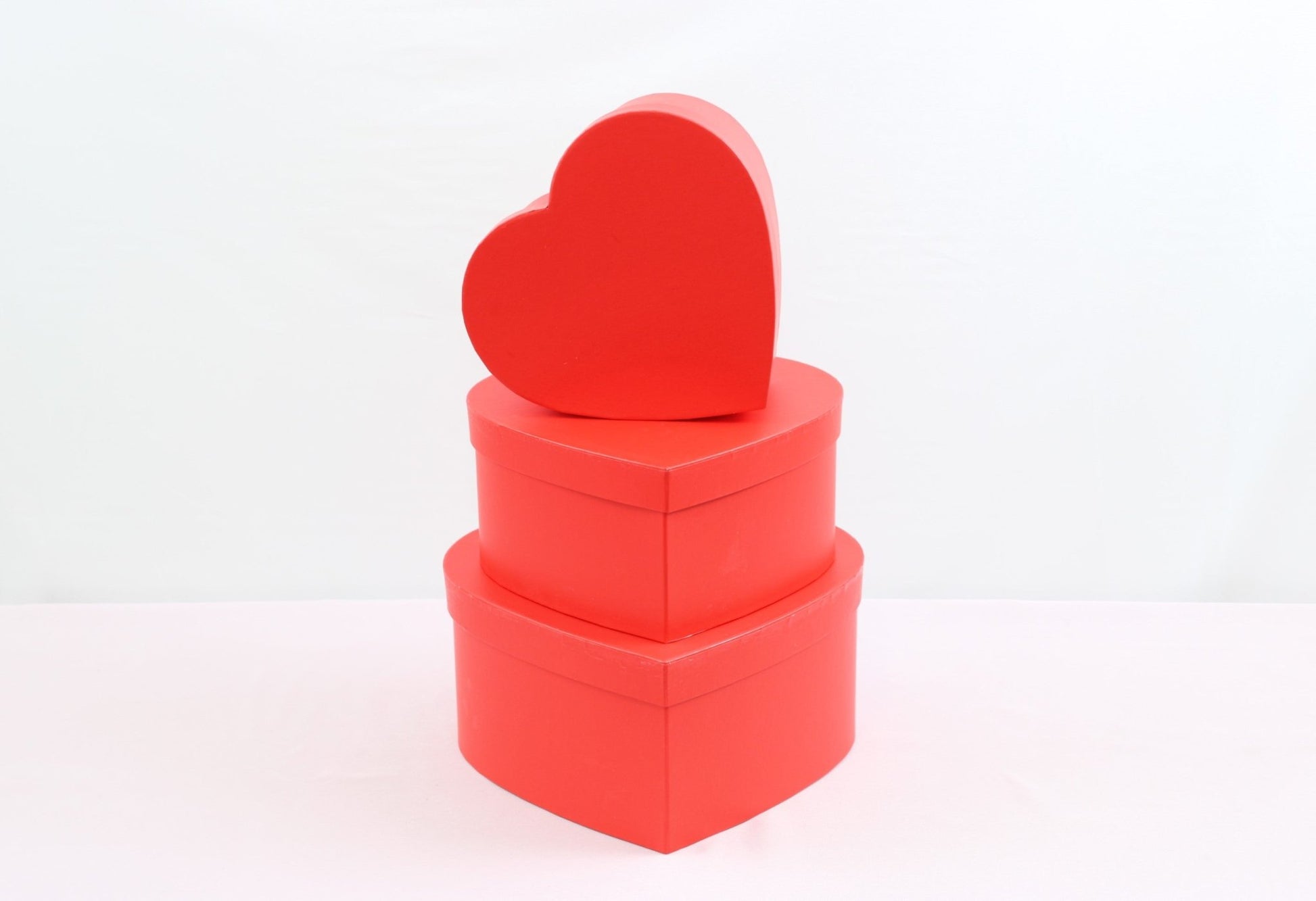 Minimalist Solid Color Heart Flower Gift Box - Elegant Supply