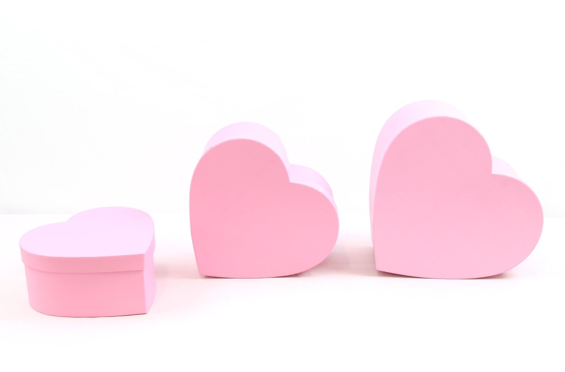 Minimalist Solid Color Heart Flower Gift Box - Elegant Supply