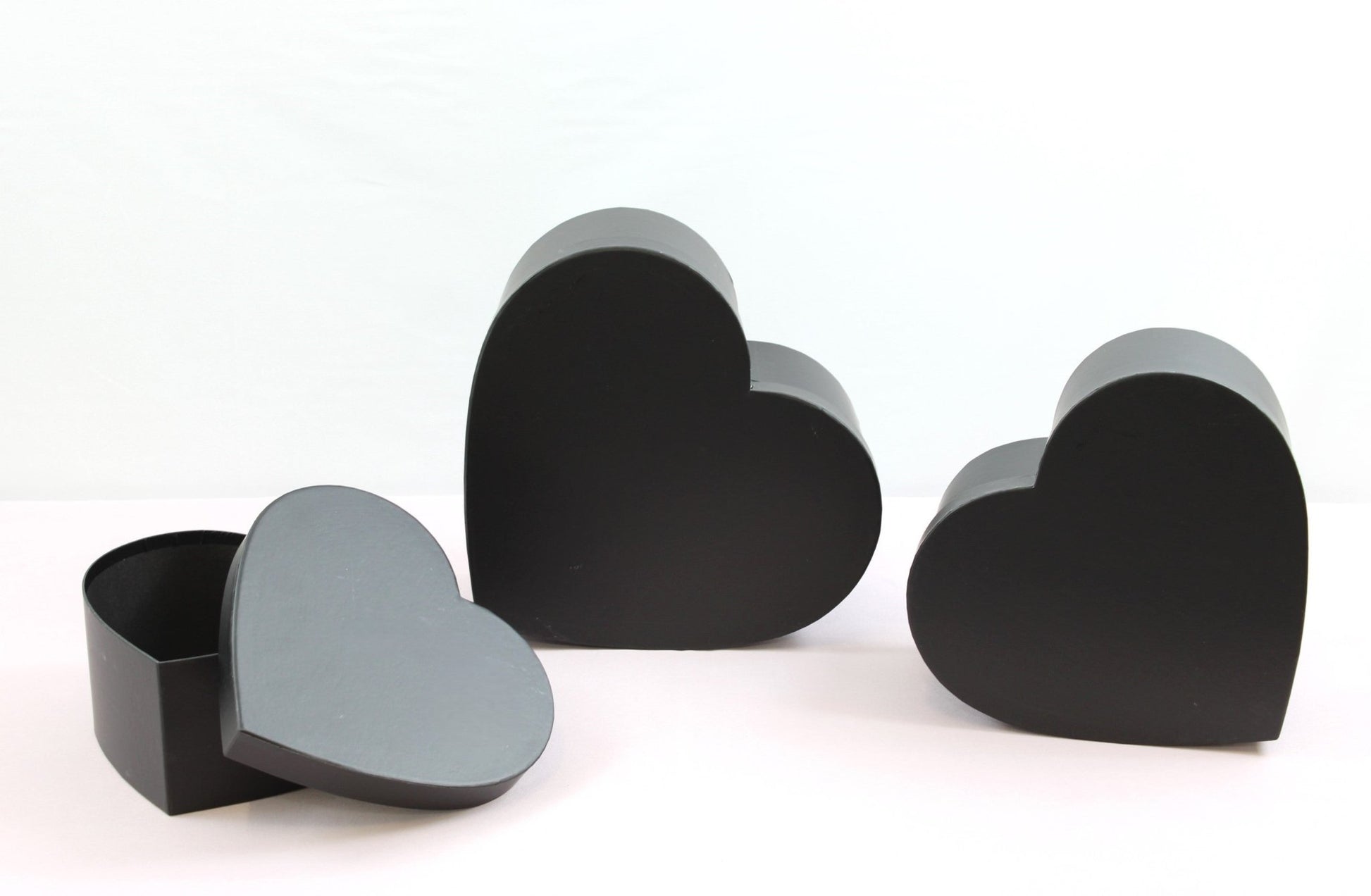 Minimalist Solid Color Heart Flower Gift Box - Elegant Supply