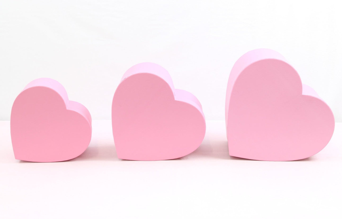 Minimalist Solid Color Heart Flower Gift Box - Elegant Supply