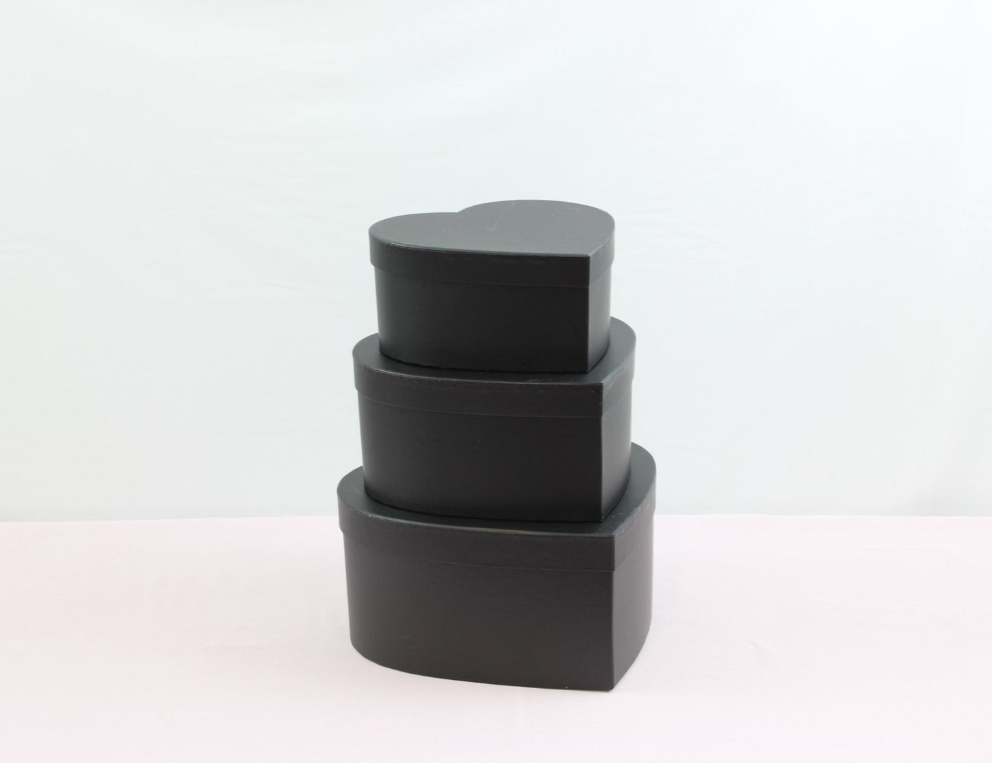 Minimalist Solid Color Heart Flower Gift Box - Elegant Supply