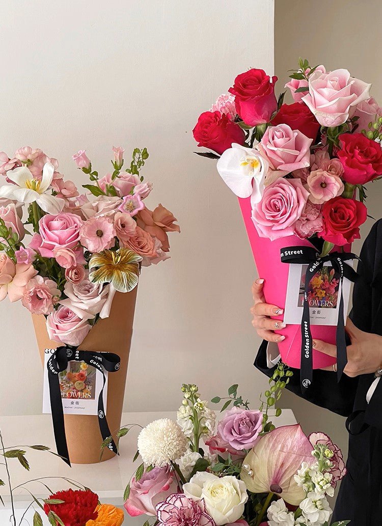 Rigid Cone Flower Box with liner included - Elegant Supply