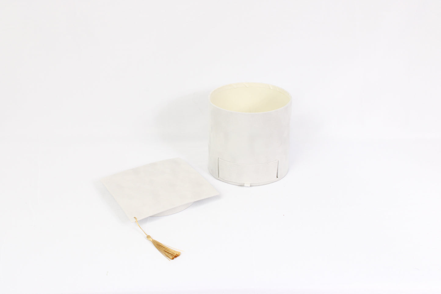 Velvet Round Graduation Flower Gift Box with Drawer