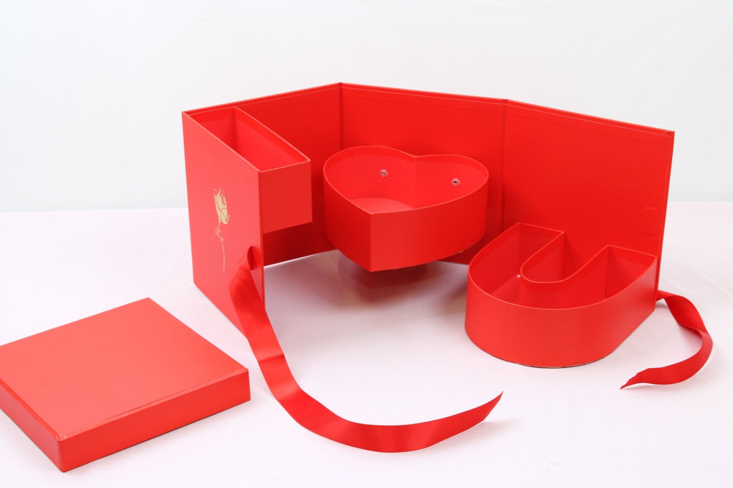 Rotating Monogram I Love You Flower Gift Box - Elegant Supply