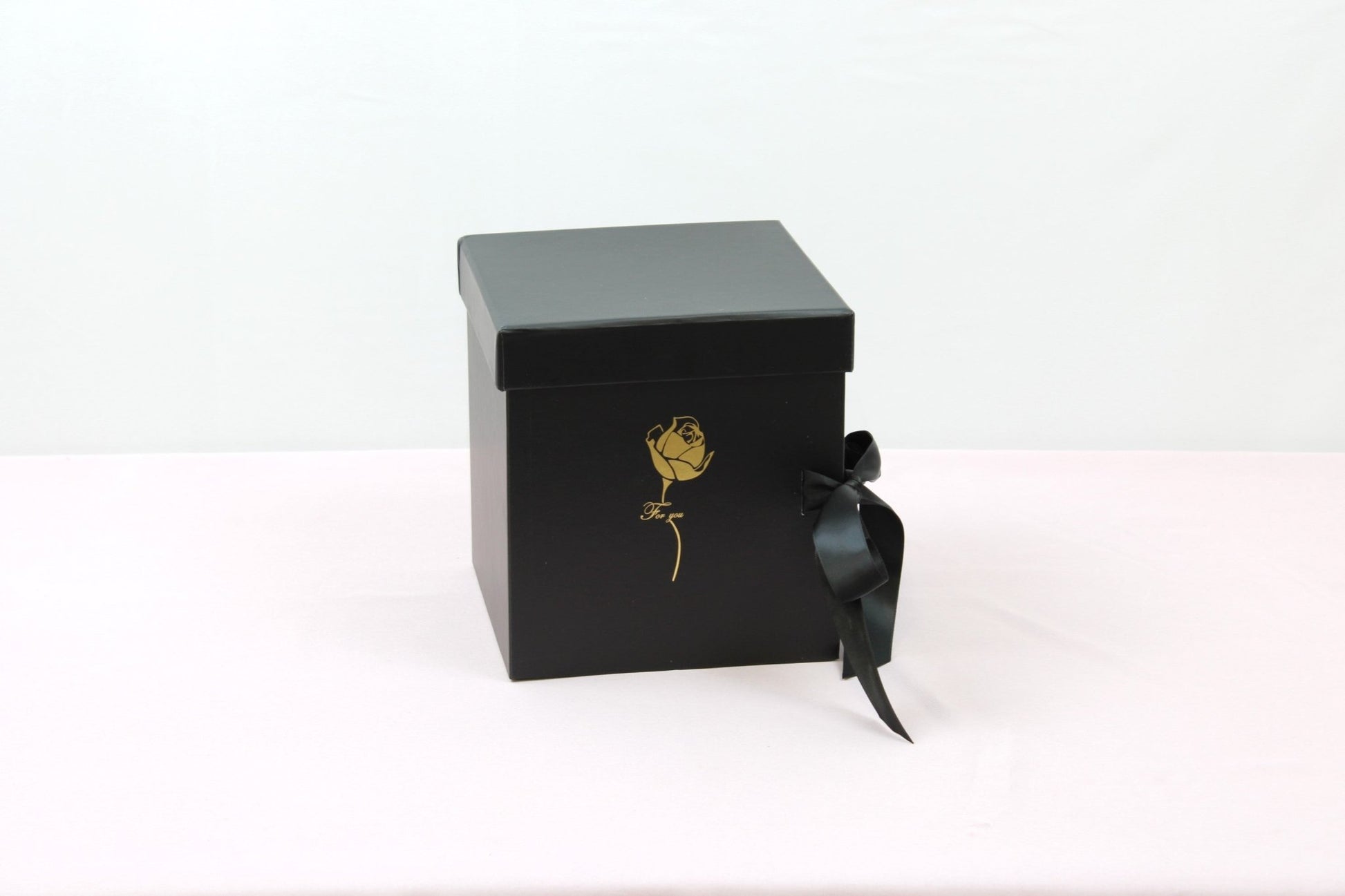 Rotating Monogram I Love You Flower Gift Box - Elegant Supply