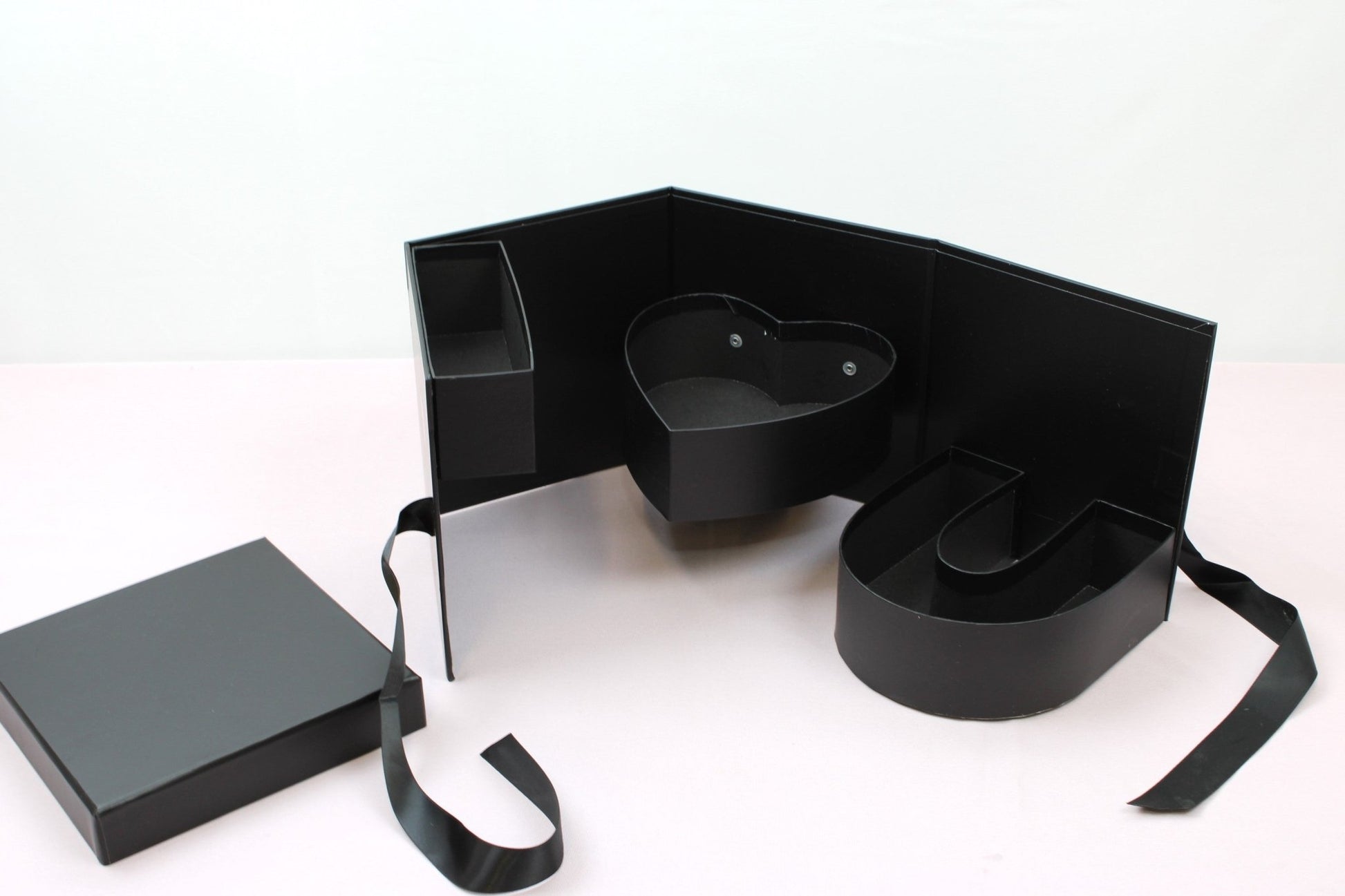 Rotating Monogram I Love You Flower Gift Box - Elegant Supply