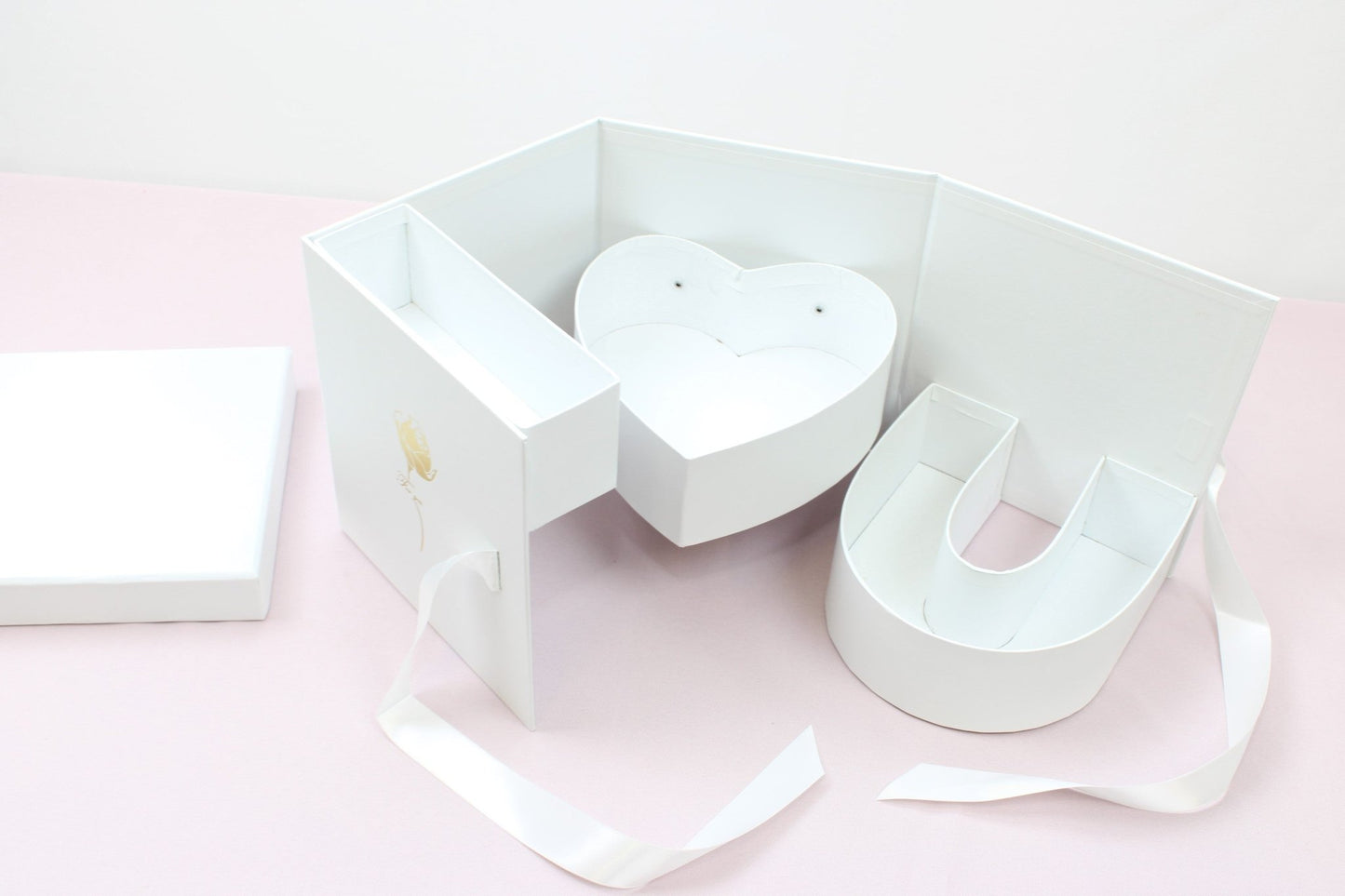 Rotating Monogram I Love You Flower Gift Box - Elegant Supply