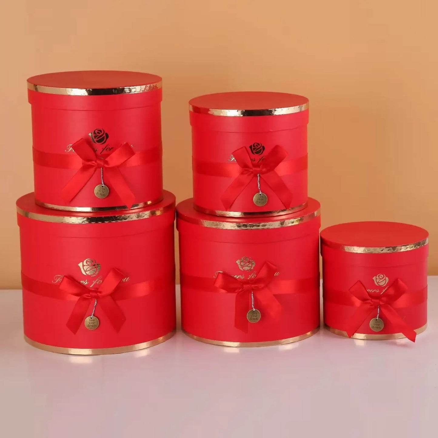 Round Flower Gift Box with Bow and Medaillon - Elegant Supply
