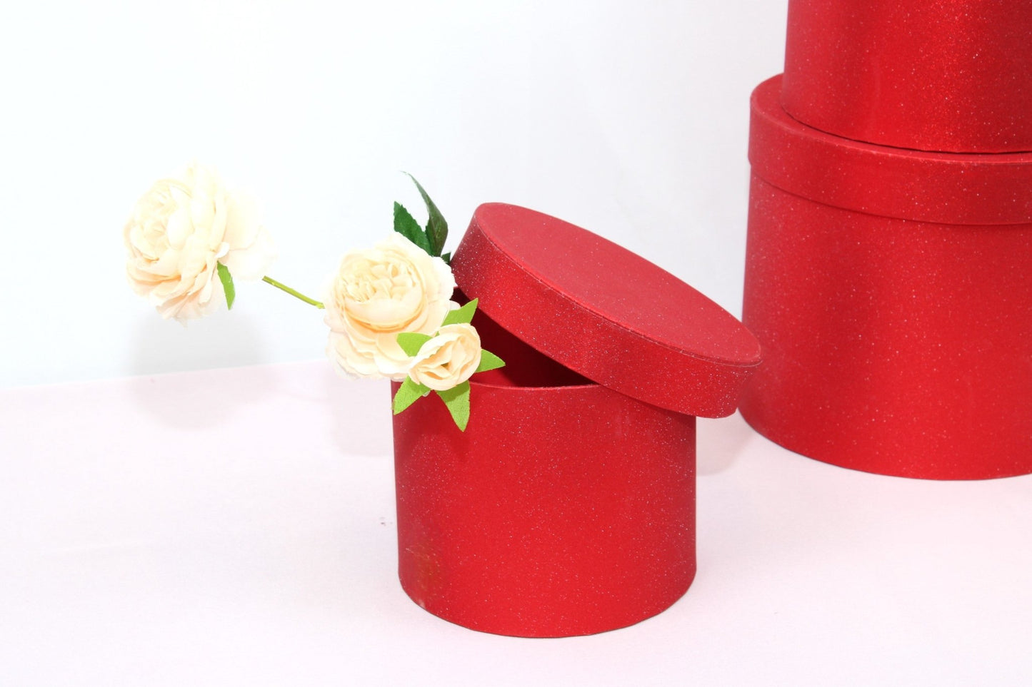 Shiny Round Flower Hat Box with Lid - Elegant Supply