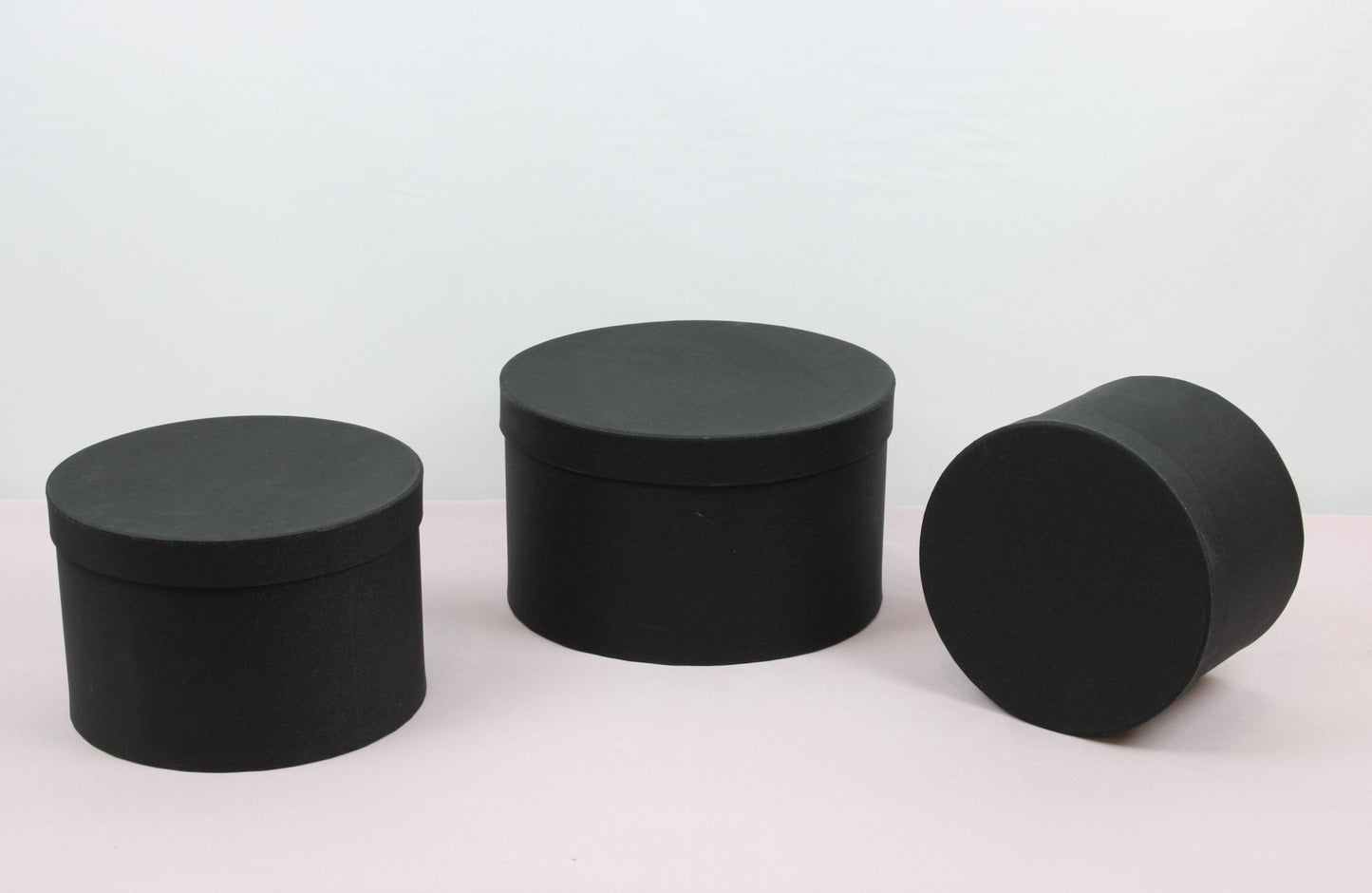 Shiny Shallow Round Flower Hat Box with Lid - Various Colors and Sizes - For Preserved Roses / Gift / Chocolate Strawberries Arrangements - Elegant Supply