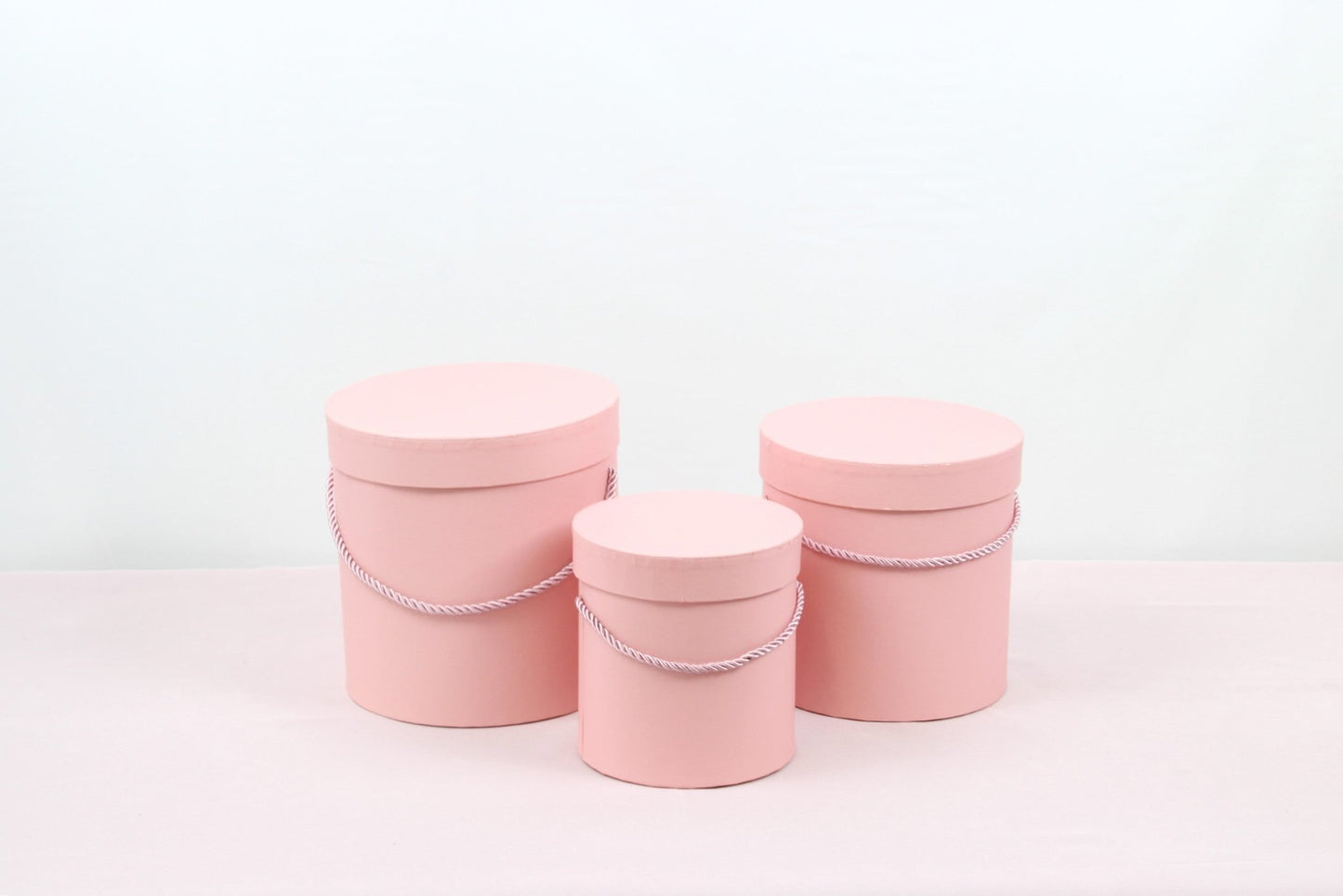 Simple Solid Color Round Hat Flower Box with Lid - Elegant Supply