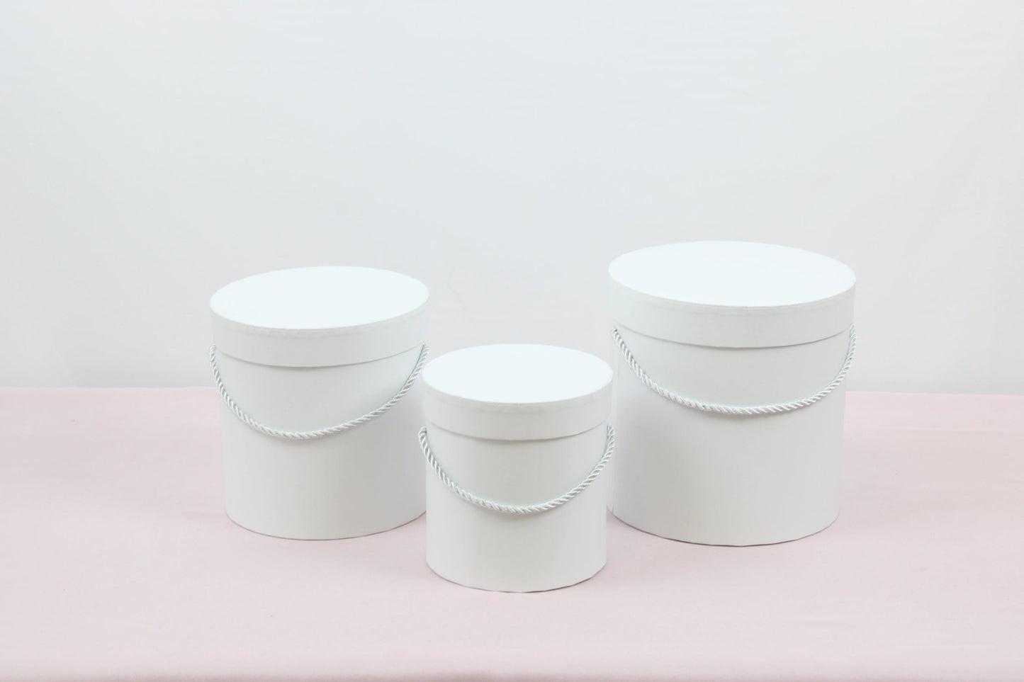 Simple Solid Color Round Hat Flower Box with Lid - Elegant Supply