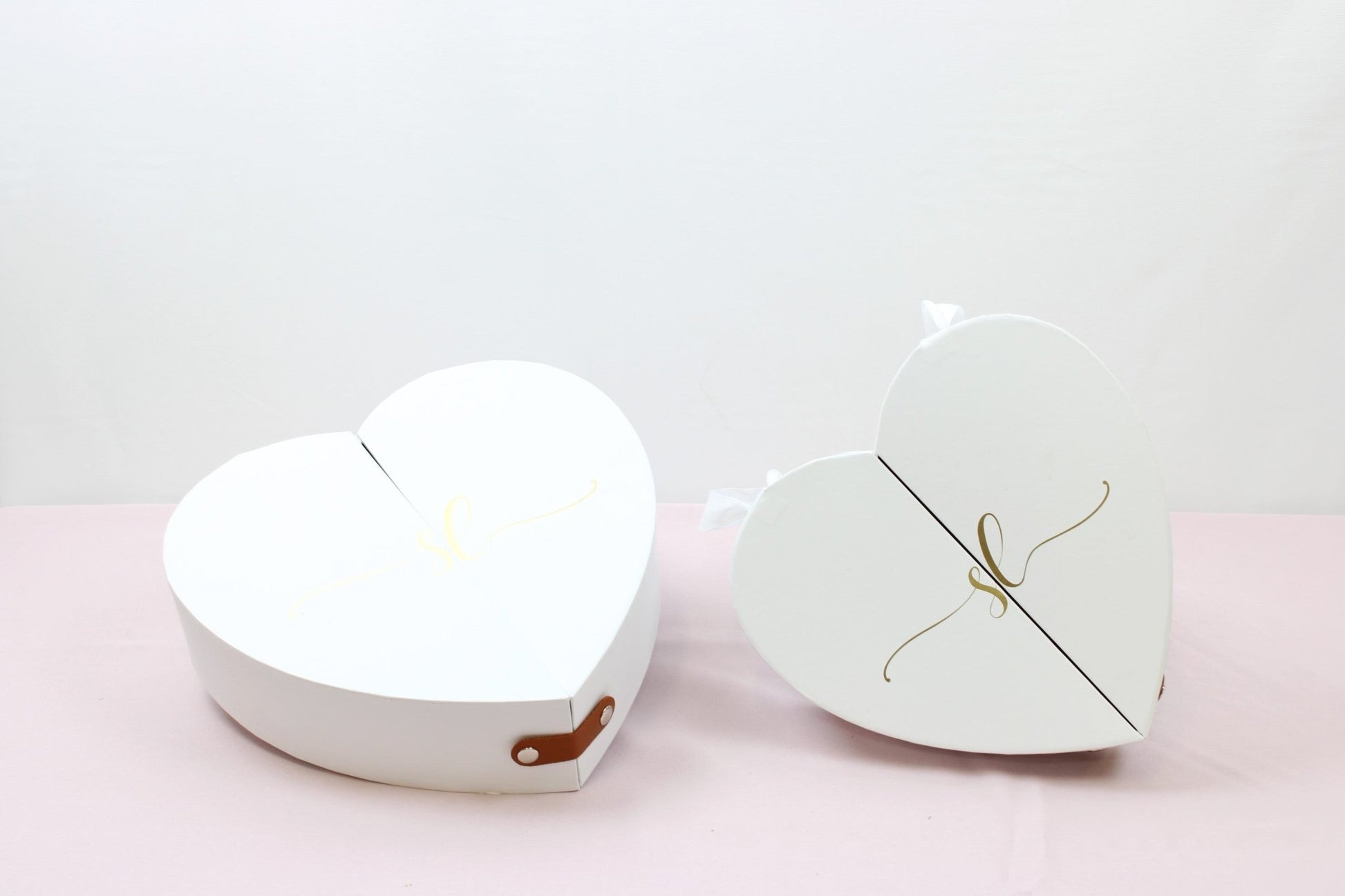 Sweet Love Heart Flower Gift Box - Elegant Supply