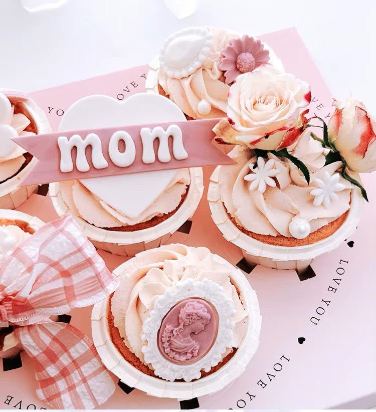 Transparent Pink Heart Shaped Cupcake Box (5pcs/set) - Elegant Supply