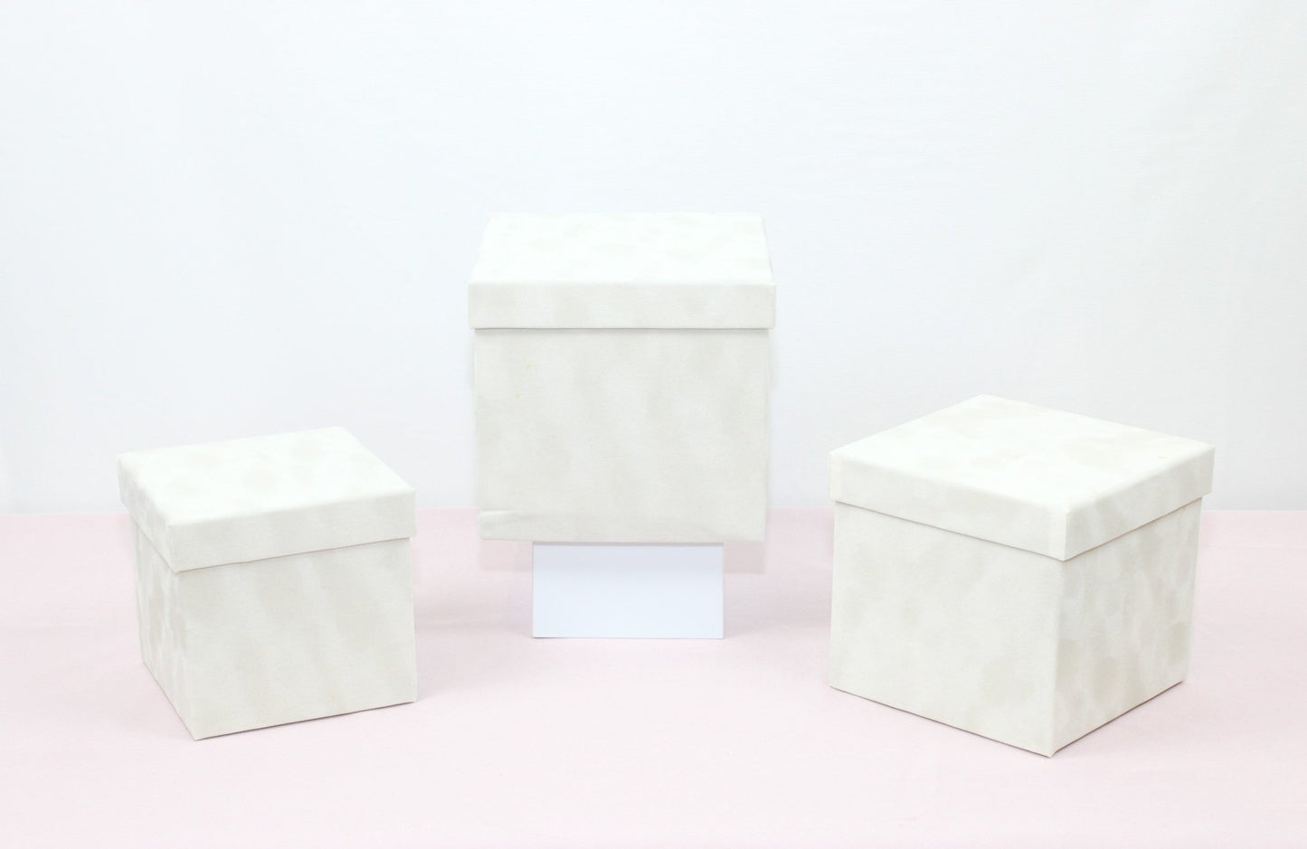 Velvet Cube Square Flower Hat Box with Lid - Elegant Supply