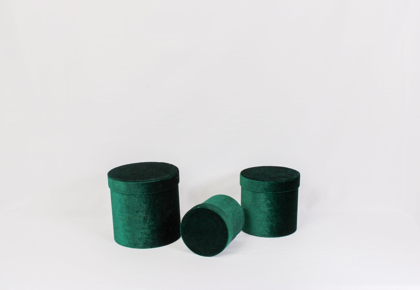 Velvet Round Flower Hat Box with Lid - Elegant Supply