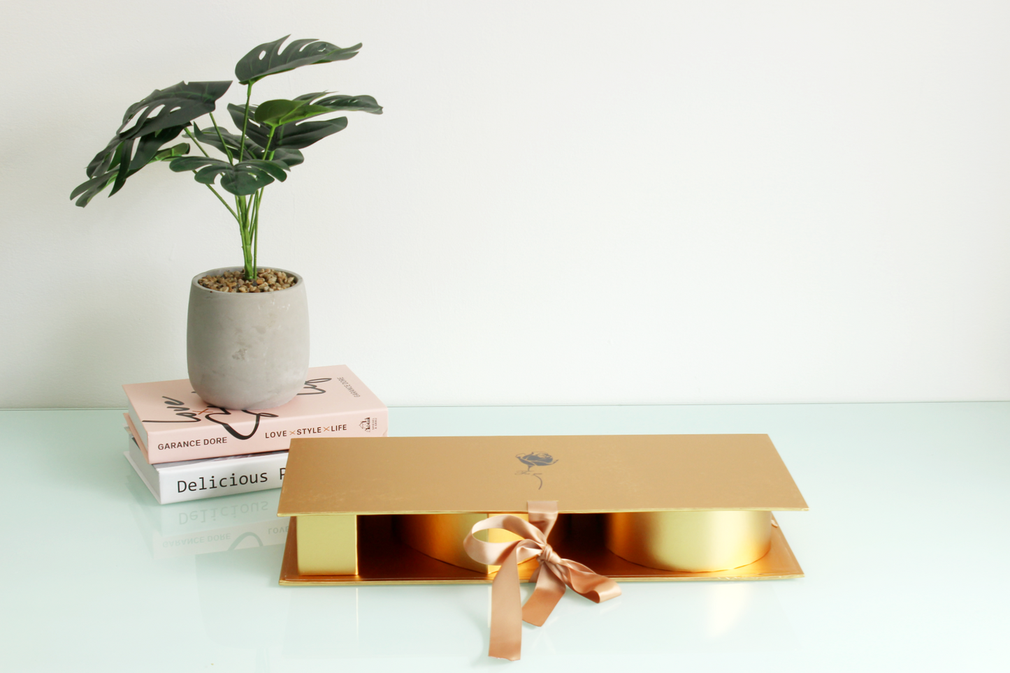 Gold "I Love You" heart box for flower arrangements, chocolate strawberries, or candy. Perfect for Valentine's Day boxes, wedding decor, and as a food box or candy box.