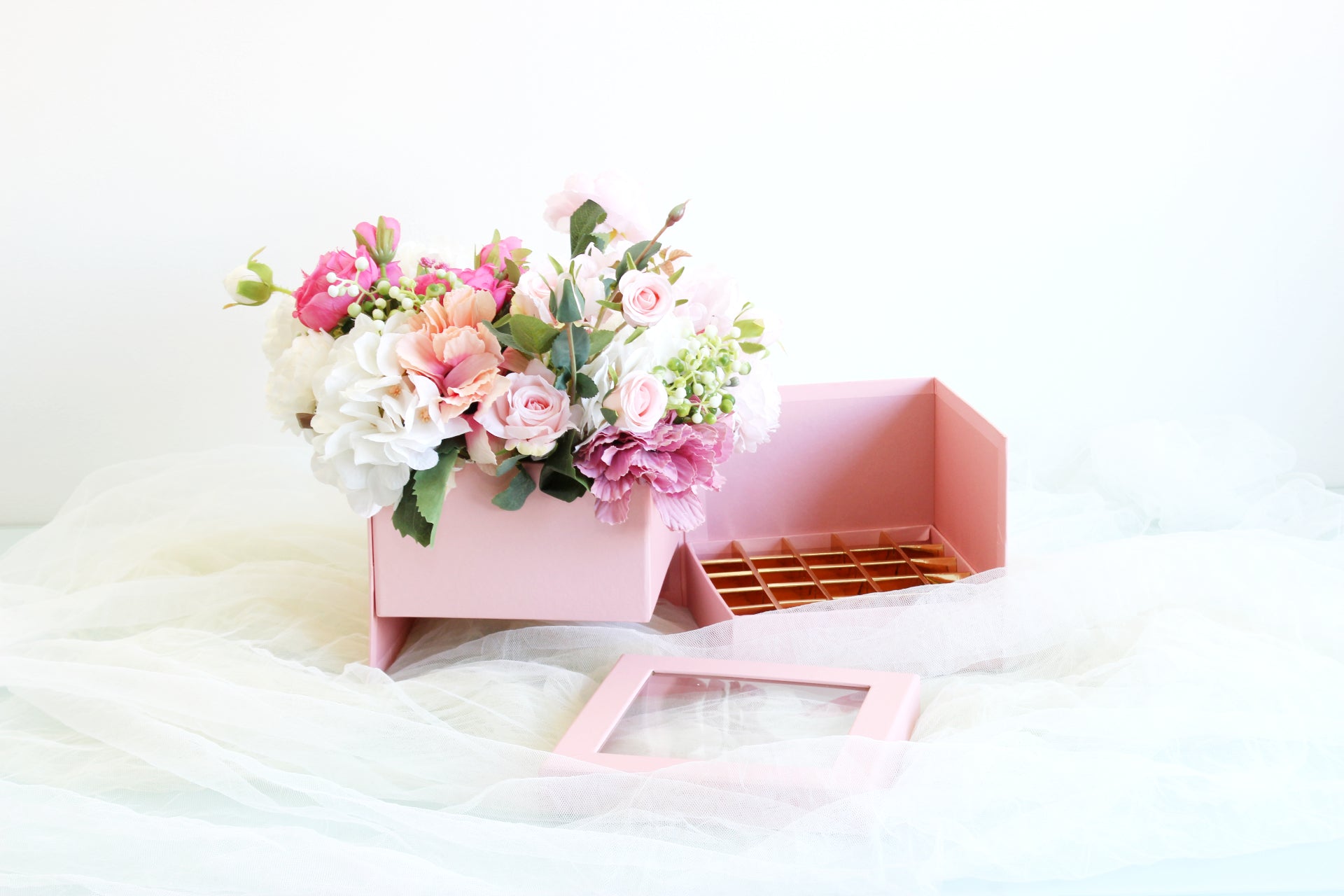 Triple Layers Heart Flower Box with Lid  Elegant Flower Packaging Supply –  Elegant Supply